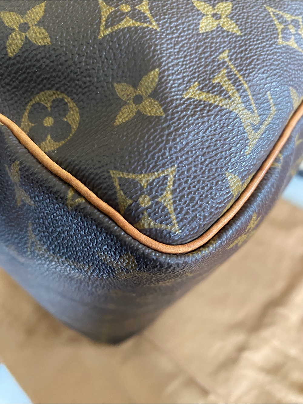 Louis Vuitton Spèedy 30 Monogram Satchel - Picture 7 of 16